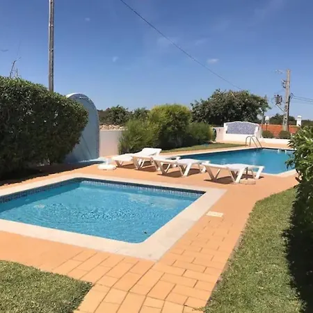 Tranquil Benagil Sea-view Neptuno 4 With Private Roof Terrace, 2 Pools, 200m Beach, On Seven Hanging Valleys Trail *
